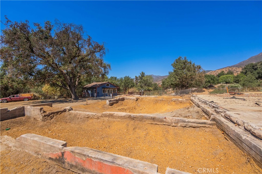 3430 Chaney Trail Altadena, CA 91001 - Photo 35 of 50 a view of an outdoor space and swimming pool