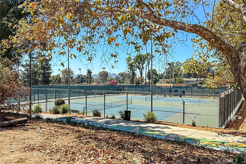 3430 Chaney Trail Altadena, CA 91001 - Photo 50 of 50 a view of a park