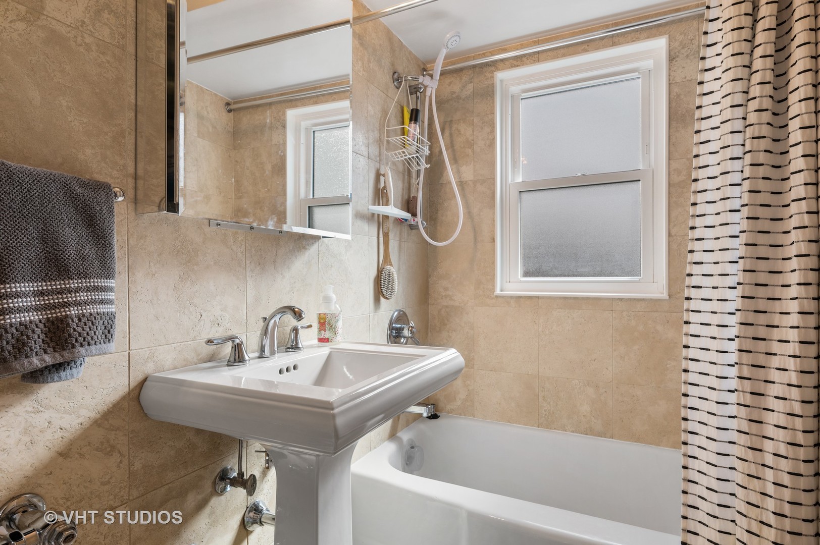 2238 Central Street, Unit 3 Evanston, IL 60201 - Photo 8 of 16