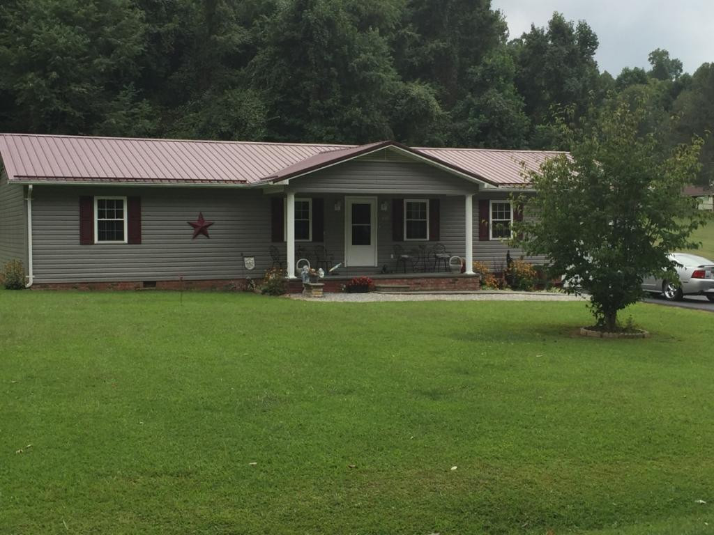 689 Long Hollow Road Elizabethton, TN 37643 - Photo 3 of 26 Photo 3