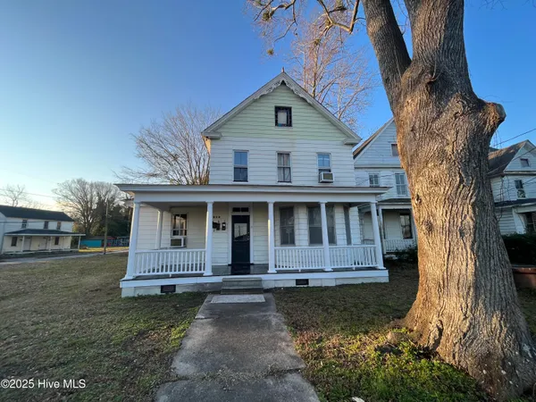$925 | 741 Riverside Avenue, Unit B, Elizabeth City, NC 27909