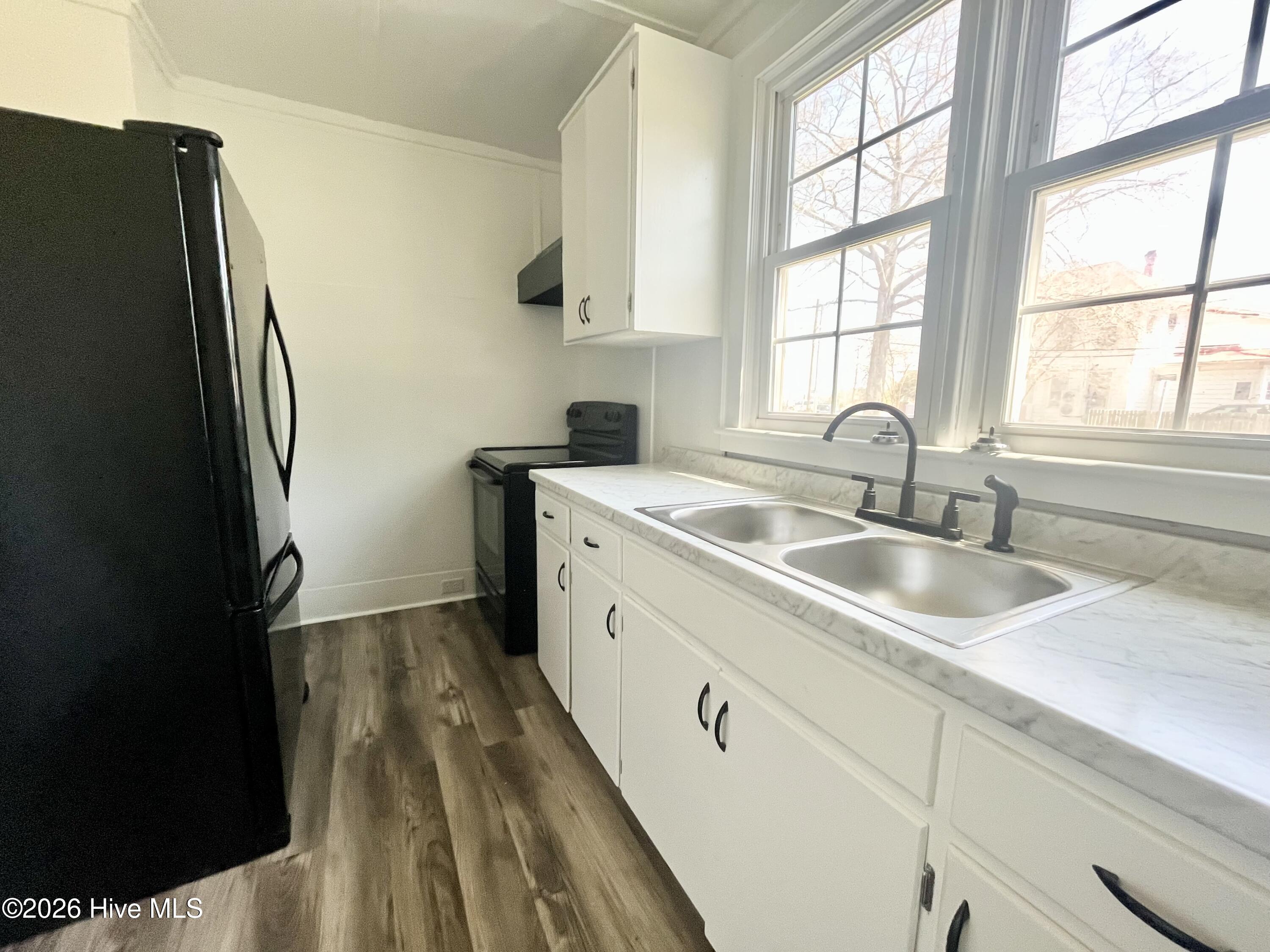 741 Riverside Avenue, Unit B Elizabeth City, NC 27909 - Photo 2 of 7 original (1)