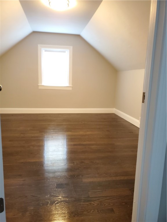 100 Rutherglen Avenue Providence, RI 02907 - Photo 15 of 22 Gallery Image 15