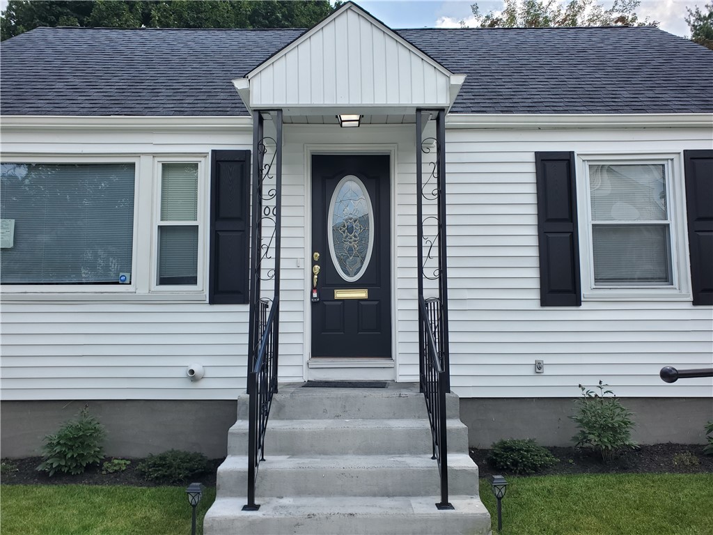 100 Rutherglen Avenue Providence, RI 02907 - Photo 4 of 22 Gallery Image 4