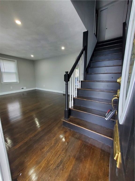 100 Rutherglen Avenue Providence, RI 02907 - Photo 5 of 22 Gallery Image 5