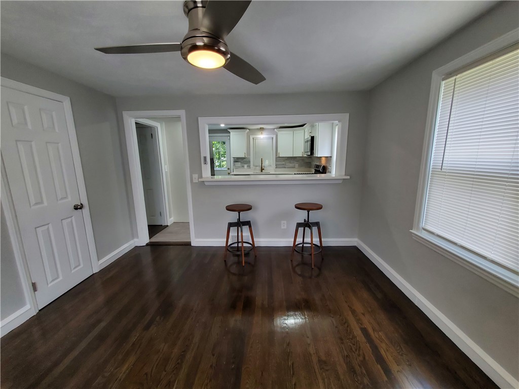 100 Rutherglen Avenue Providence, RI 02907 - Photo 8 of 22 Gallery Image 8