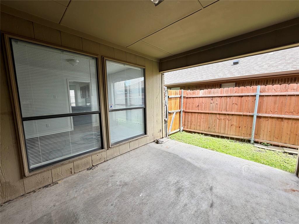 13339 Fall Manor Drive Dallas, TX 75243 - Photo 13 of 16