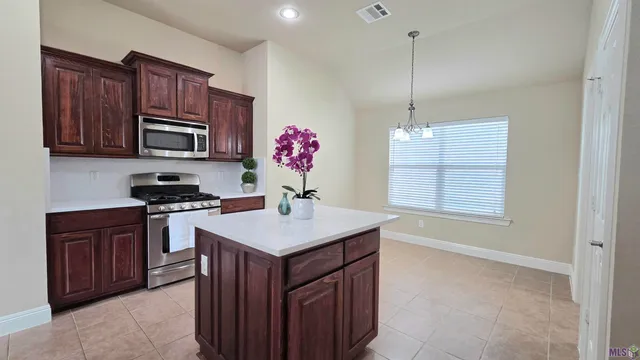 $310,000 | 10368 Montrachet Drive, Baton Rouge, LA 70817