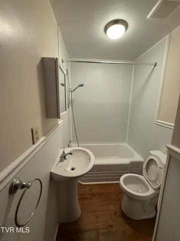 $160,000 | 235 Glade Street Southeast, Wise, VA 24293