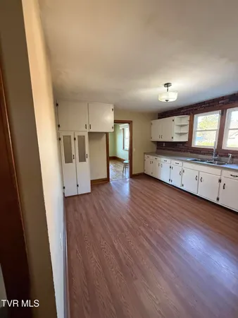 $160,000 | 235 Glade Street Southeast, Wise, VA 24293