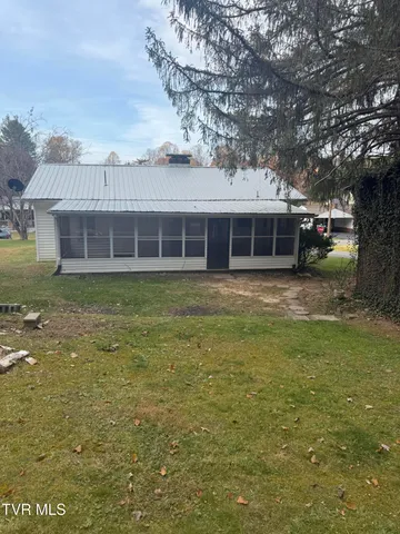 $160,000 | 235 Glade Street Southeast, Wise, VA 24293