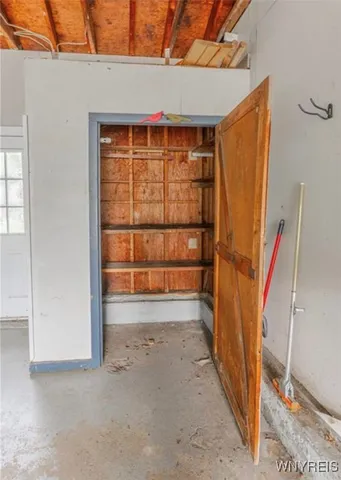 $2,000 | 1088 98th Street, Niagara Falls, NY 14304