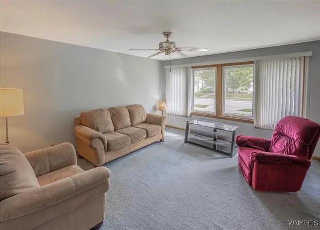 $2,000 | 1088 98th Street, Niagara Falls, NY 14304