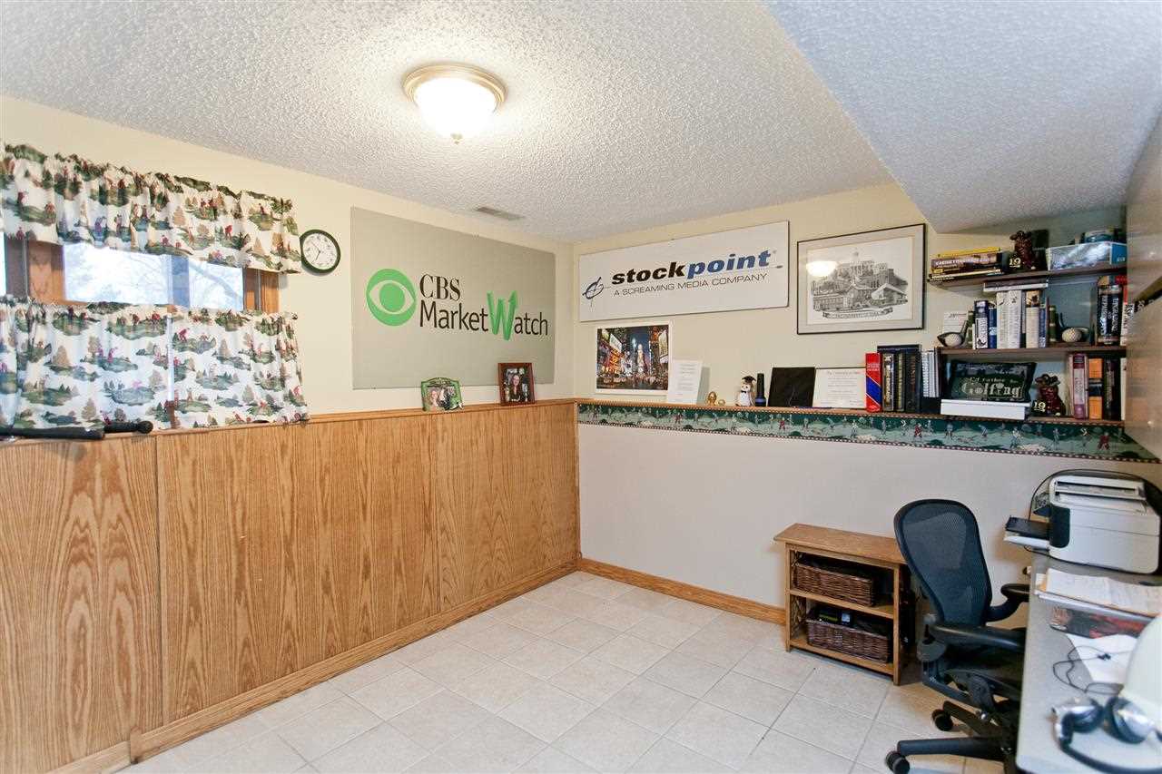 3886 Pro Road Northeast Solon, IA 52333 - Photo 11 of 18 Gallery Image 11