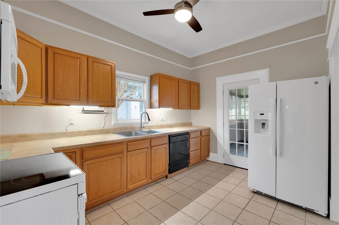 703 East Calhoun Street Anderson, SC 29621 - Photo 12 of 28