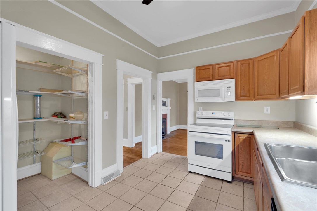 703 East Calhoun Street Anderson, SC 29621 - Photo 14 of 28