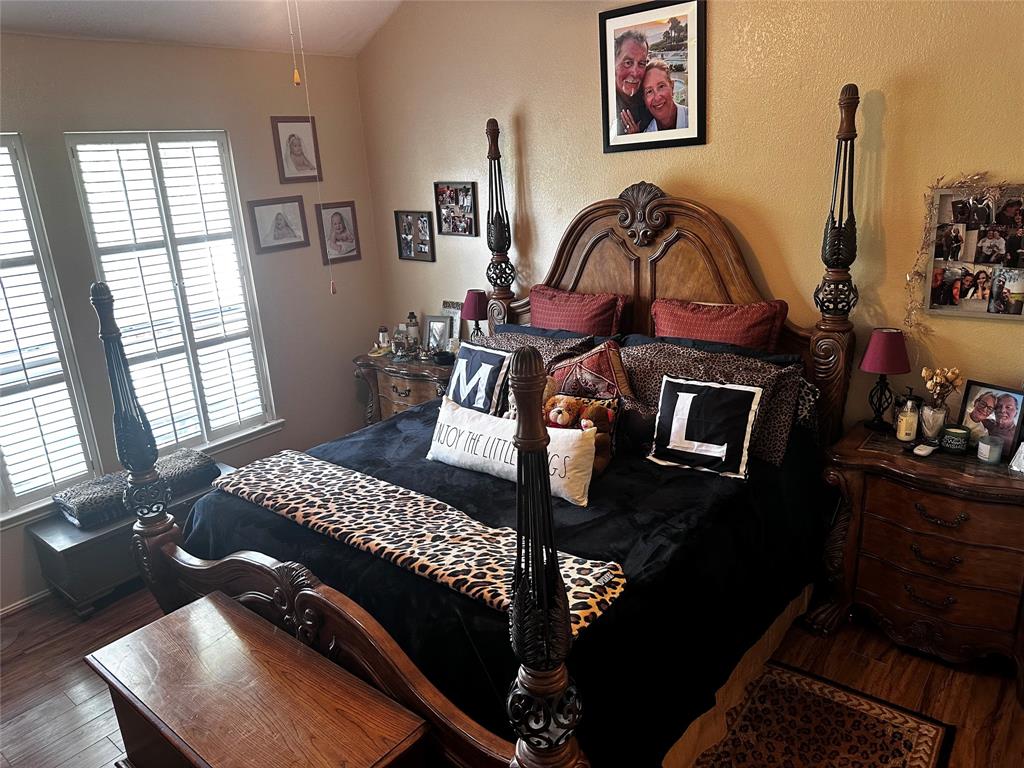 103 Denali Court Terrell, TX 75160 - Photo 18 of 39 a view of a livingroom with furniture