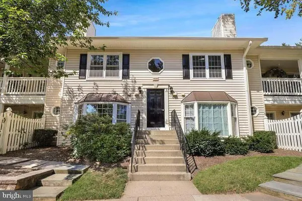 $2,700 | 10192 C Ashbrooke Court, Unit 115, Oakton, VA 22124