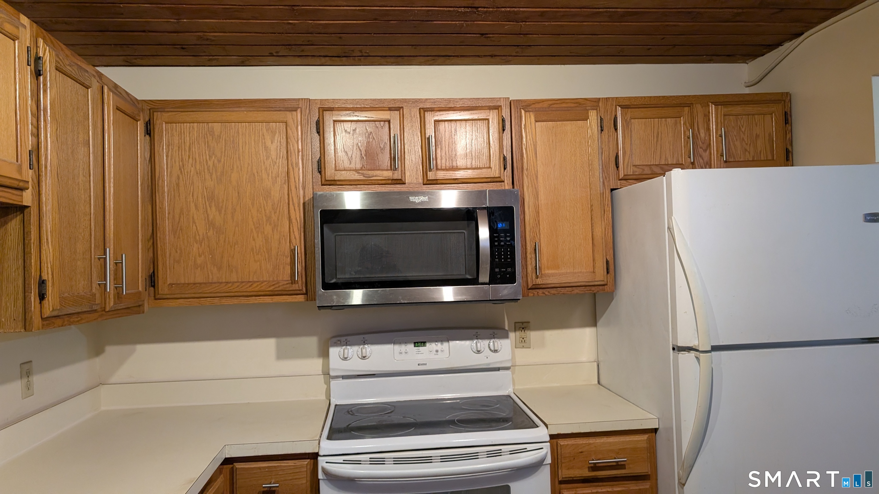 839 Main Street, Unit 98 Torrington, CT 06790 - Photo 5 of 37 Spacious Kitchen