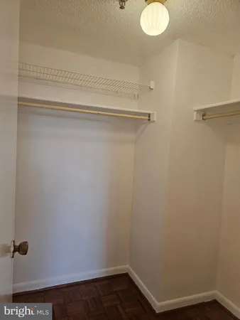 $2,700 | 3709 South George Mason Drive, Unit 710, Falls Church, VA 22041