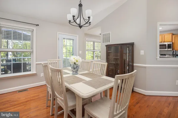 $565,000 | 7584 Myers Court, Warrenton, VA 20187