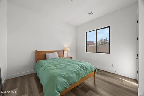 $965,000 | 713 East Kachina Trail, Phoenix, AZ 85042