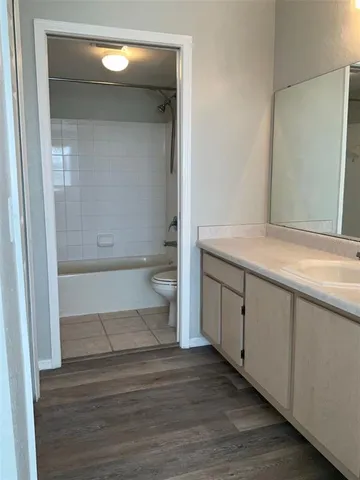 $1,670 | 13815 Fairway Island Drive, Unit 1333, Orlando, FL 32837