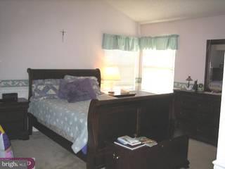 20 Rittenhouse Square Sicklerville, NJ 08081 - Photo 5 of 6 Gallery Image 5