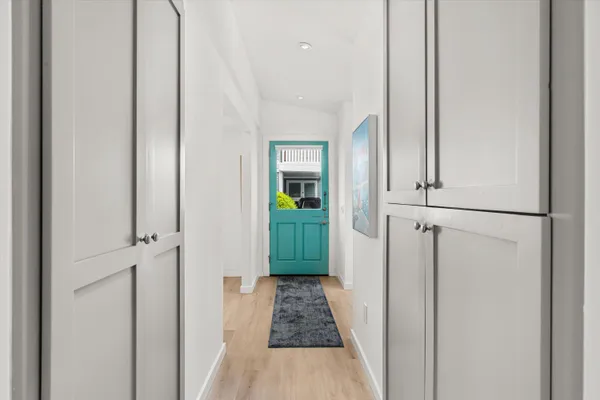 $529,900 | 20 El Paseo Street, Newport Beach, CA 92663