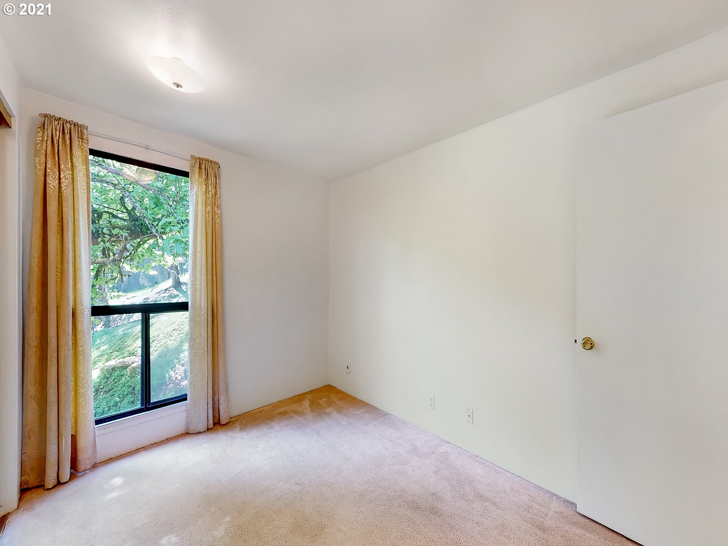 431 Stonewood Drive Eugene, OR 97405 - Photo 22 of 31