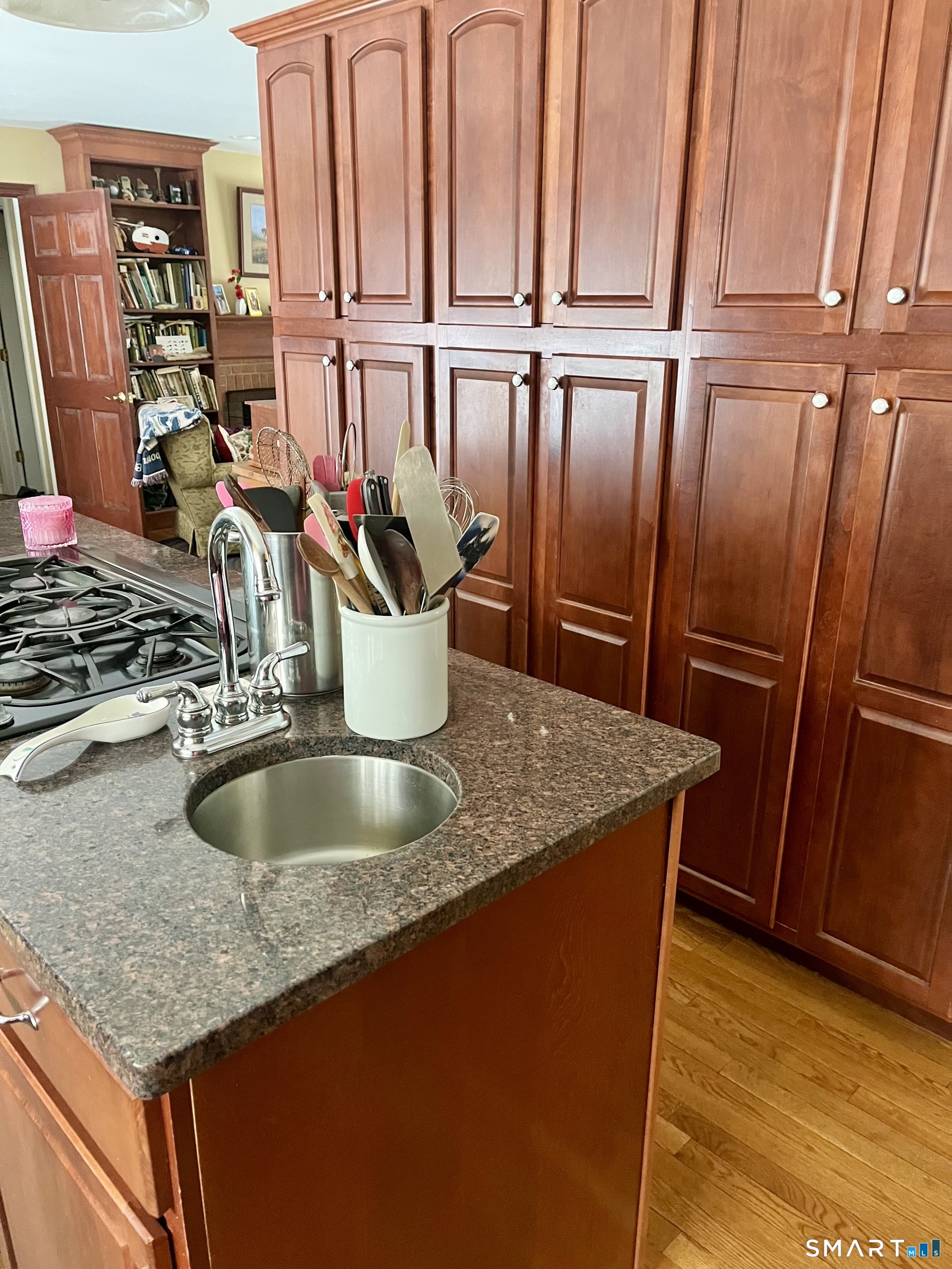 16 Jonathan Drive Roxbury, CT 06783 - Photo 9 of 25