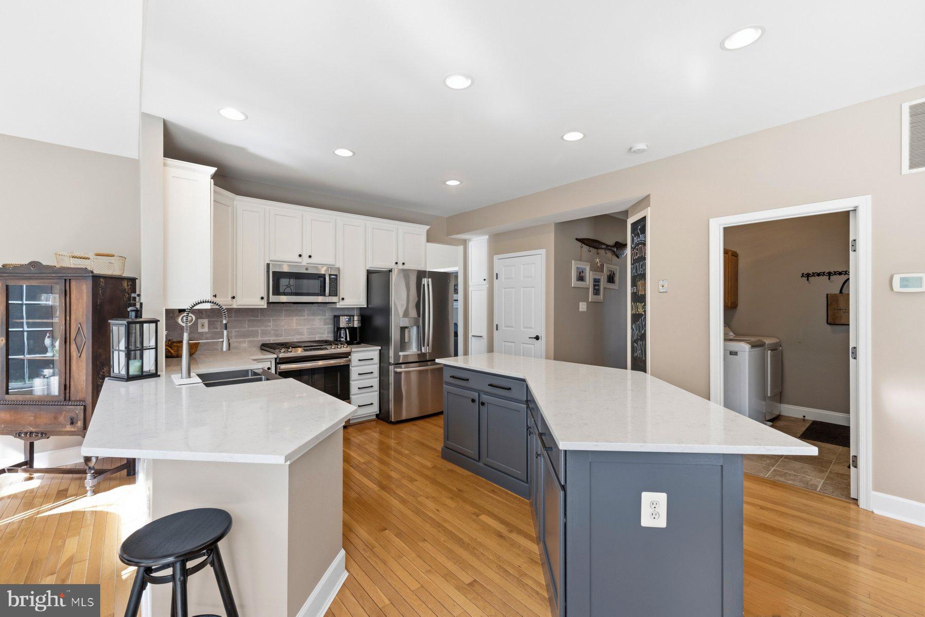 1204 Longbow Road Mount Airy, MD 21771 - Photo 14 of 49 Beautiful quartz countertops