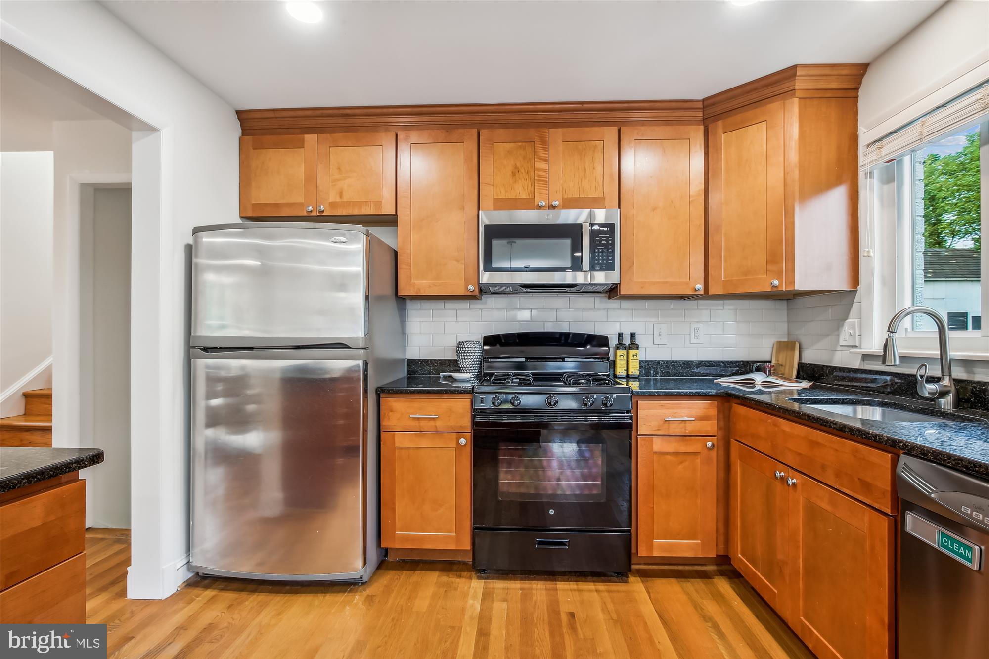 2307 Barbour Road Falls Church, VA 22043 - Photo 16 of 58