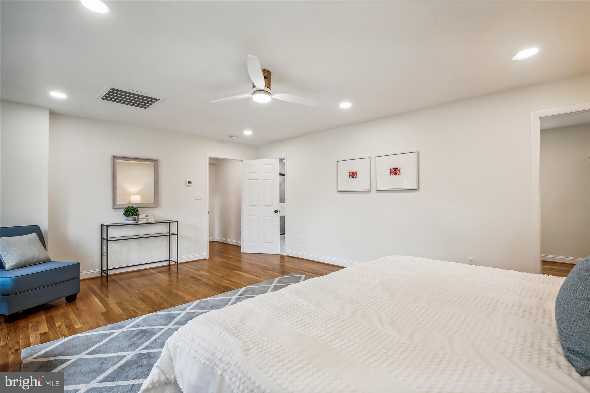 2307 Barbour Road Falls Church, VA 22043 - Photo 20 of 58