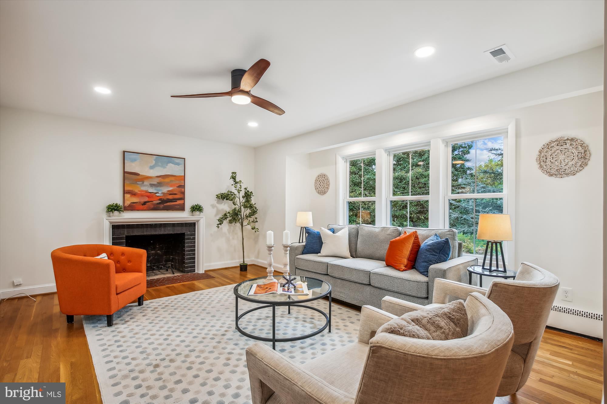 2307 Barbour Road Falls Church, VA 22043 - Photo 5 of 58 Living room expanded on main level