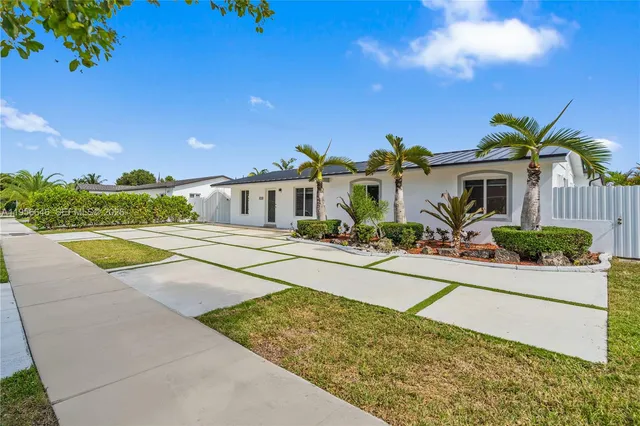 $4,800 | 5103 Southwest 128th Place, Miami, FL 33175