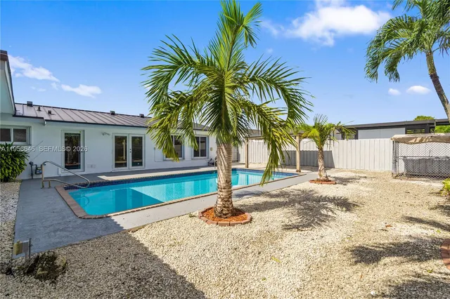 $4,800 | 5103 Southwest 128th Place, Miami, FL 33175