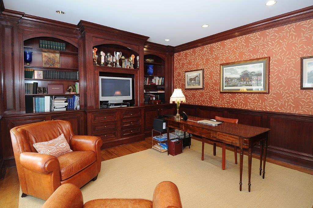 262 Lukes Wood Road New Canaan, CT 06840 - Photo 9 of 34 a living room with furniture