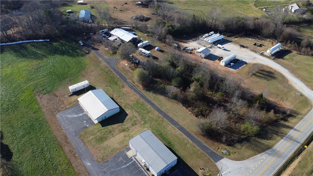 7656 Duncan Bridge Road Cleveland, GA 30528 - Photo 3 of 10