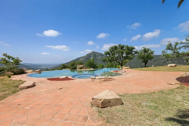 $1,389,000 | 26335 Engelmann Road, Valley Center, CA 92082