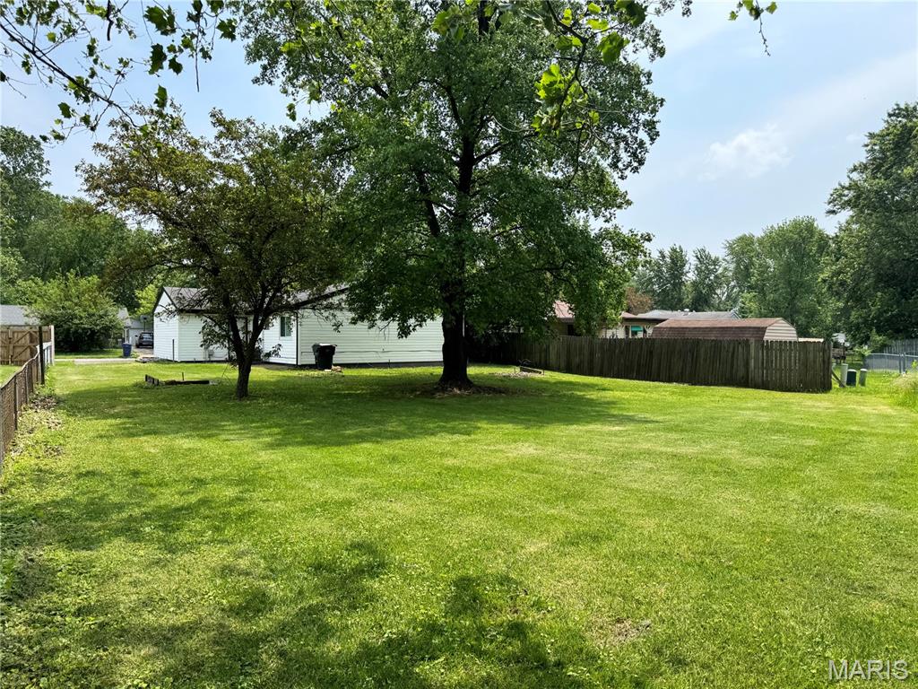 18 Scarlet Drive Belleville, IL 62220 - Photo 4 of 28