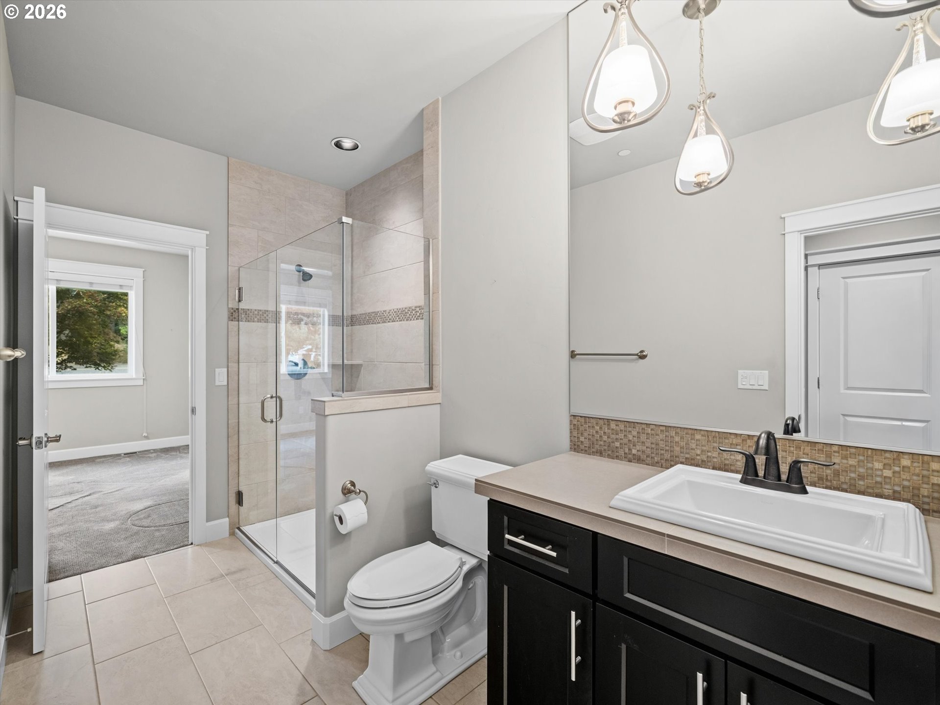 12465 Southwest Lesser Road Portland, OR 97219 - Photo 10 of 48 Gallery Image 10