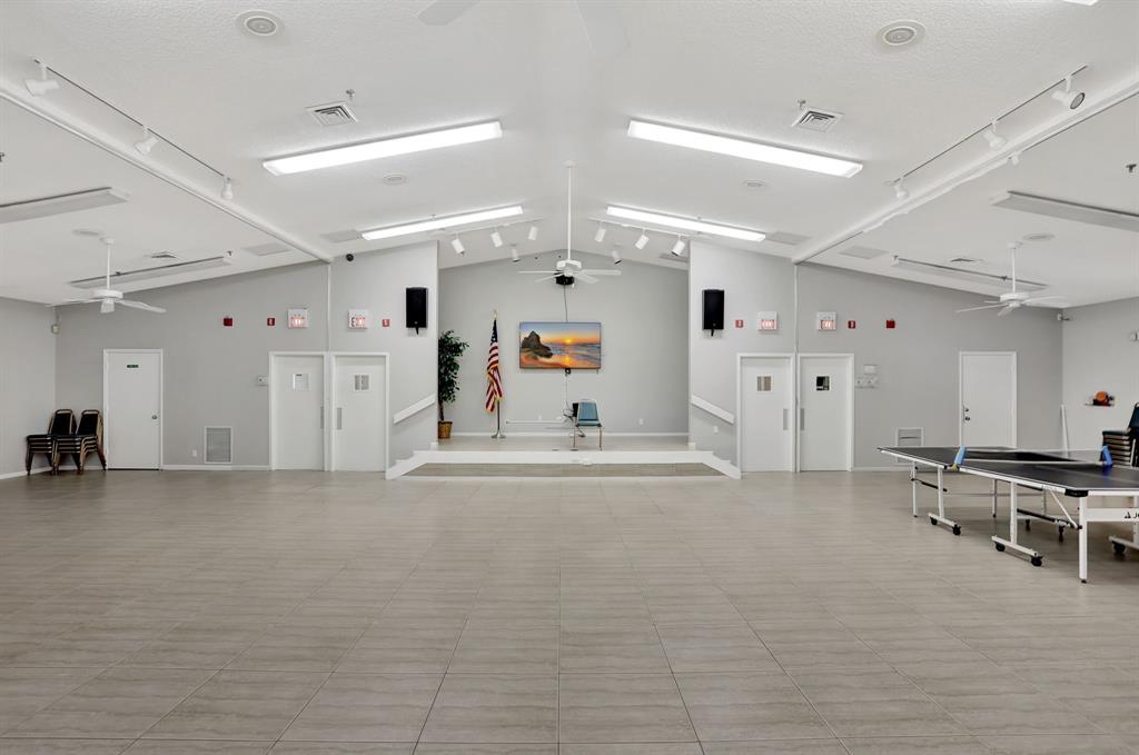 2236 North Cypress Bend Drive, Unit 508 Pompano Beach, FL 33069 - Photo 39 of 69