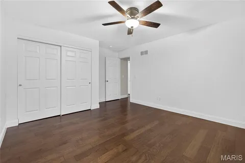 $674,900 | 1356 North Berry Road, St. Louis, MO 63122