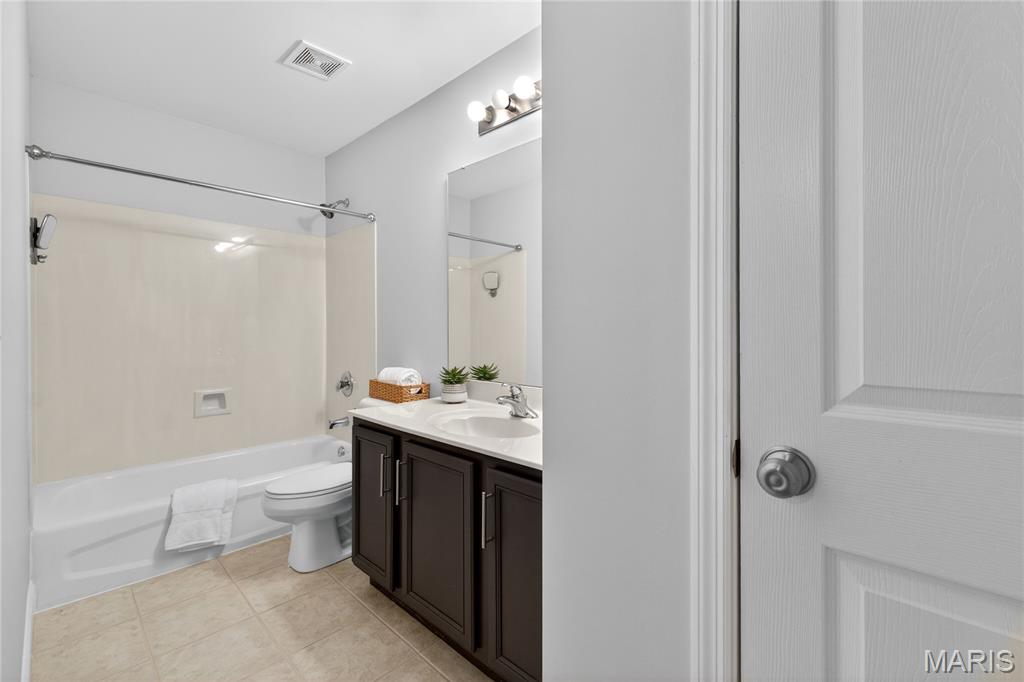 1356 North Berry Road St. Louis, MO 63122 - Photo 32 of 43