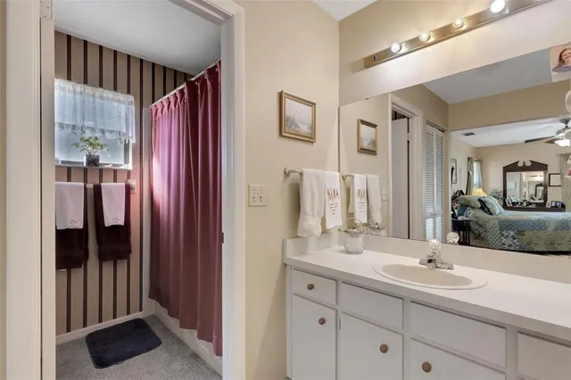 $185,000 | 1880 North Crystal Lake Drive, Unit 26, Lakeland, FL 33801