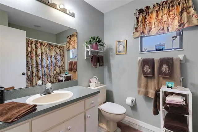 $185,000 | 1880 North Crystal Lake Drive, Unit 26, Lakeland, FL 33801