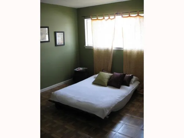 $1,625 | 706 West 34th Street, Unit 201, Austin, TX 78705