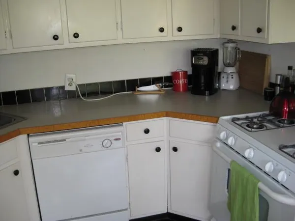 $1,625 | 706 West 34th Street, Unit 201, Austin, TX 78705