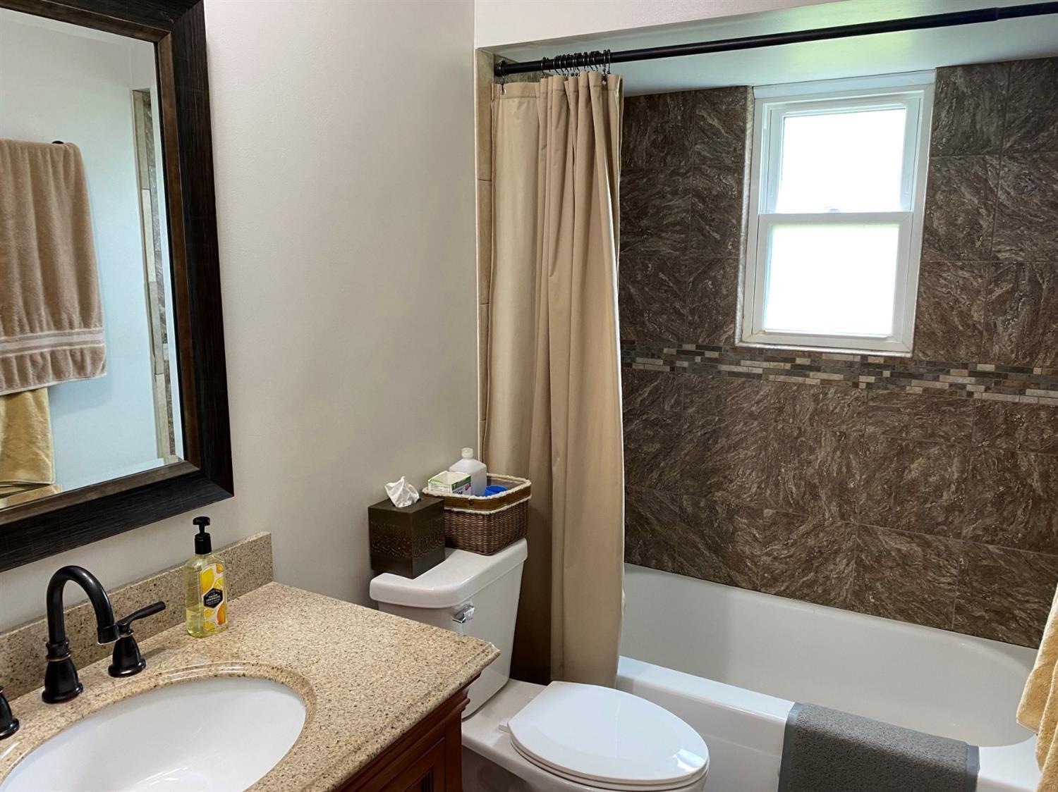 6231 Brewer Road Mason, OH 45040 - Photo 9 of 13 Gallery Image 9